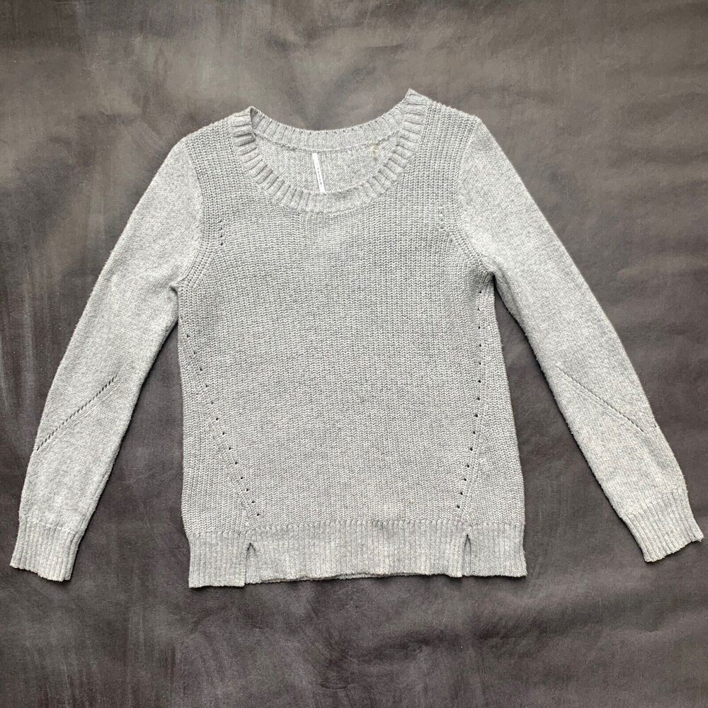 TAHARI Light Gray Ribbed Knit Sweater w/ Open Knit Detailing Size Medium